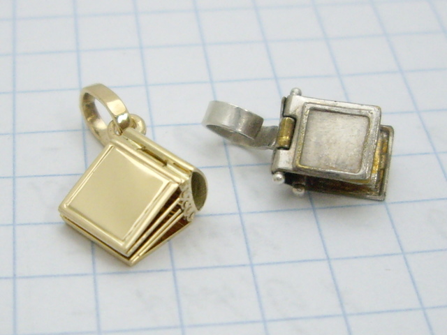 24 Mini książka, wykonana według wzoru