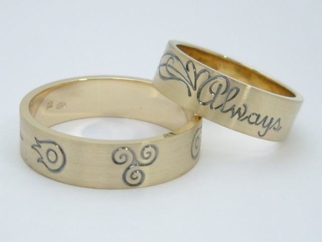 12 Indywidualny rodowany grawer.