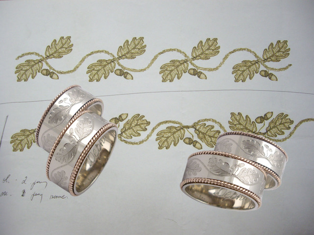 8 Dębowe obrączki, z indywidualnym grawerem liści.